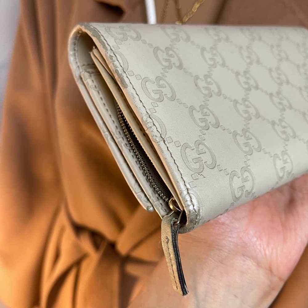 Authentic Gucci GG embossed leather long wallet 170426.4276 (HK49) - Picture 5 of 13